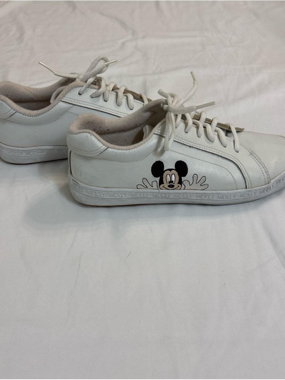 Vintage Disney Mickey Mouse Unlimited Leather Sneakers Women's Size 8 Retro 90s